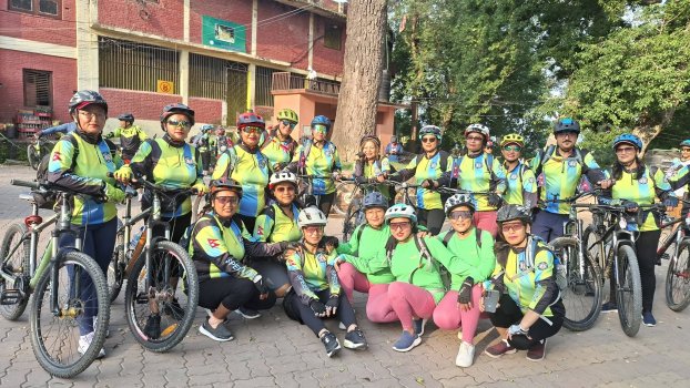 women-cycling-in-nepal.jpg