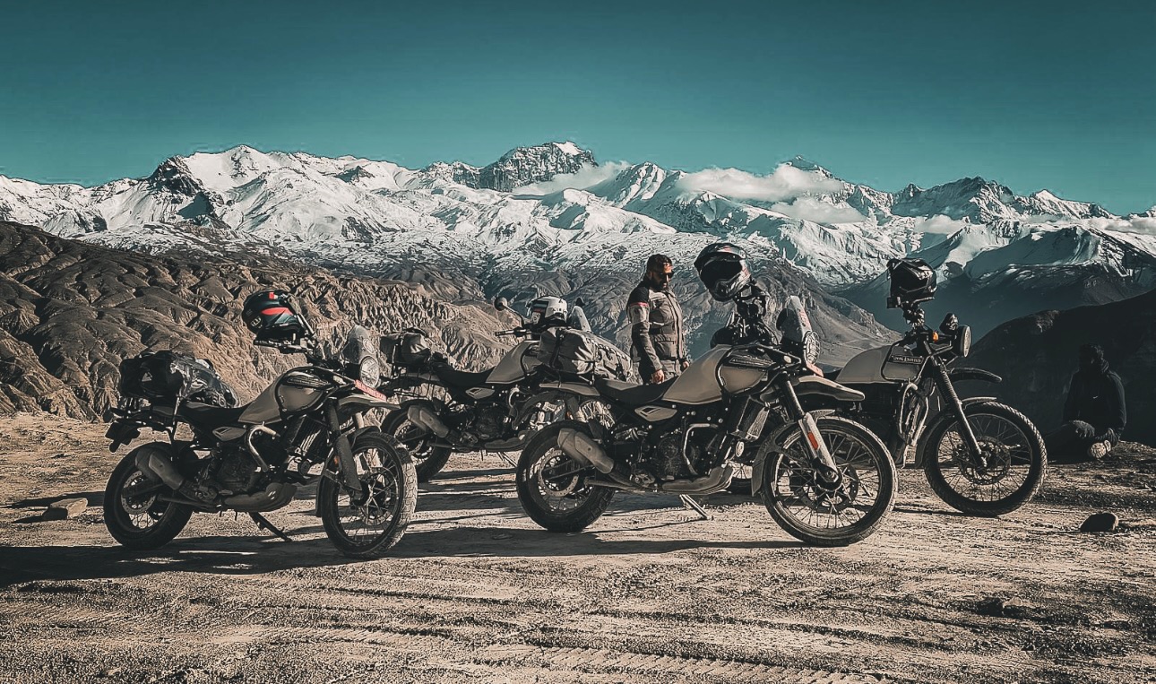 Lower-Mustang-motorcycle-tour-road-condition.jpg
