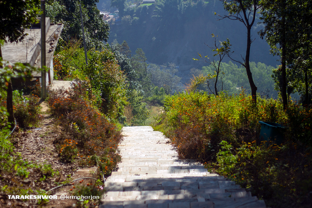 Stairway-to-Bhuwaneshwori-Temple-Kathmandu.jpg