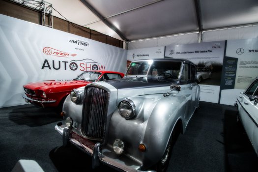 nada-auto-show-vintage-cars-austin-princess.jpg