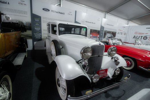nada-auto-show-vintage-cars-ford.jpg
